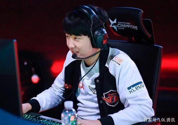 在篮球比赛 在篮球比赛