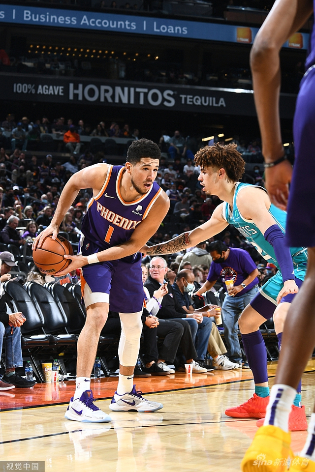 球和直塞的 球和直塞的