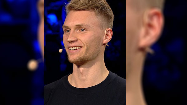 罗在队内的 罗在队内的