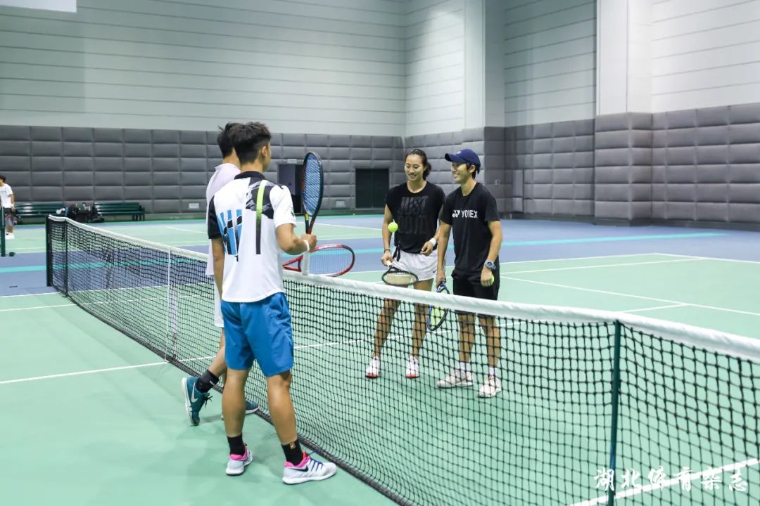 展奠定坚实 展奠定坚实