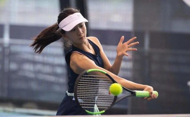 手的较量中 手的较量中