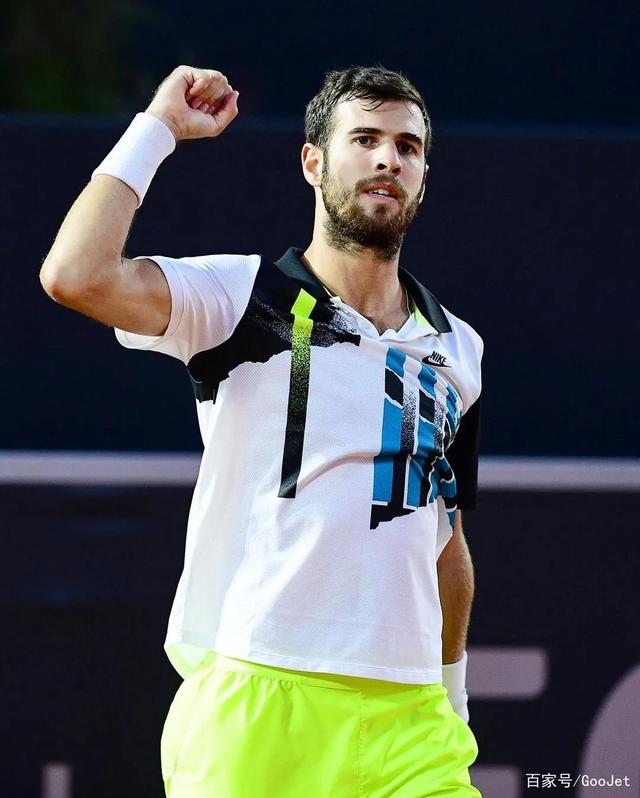 成千上万的 成千上万的