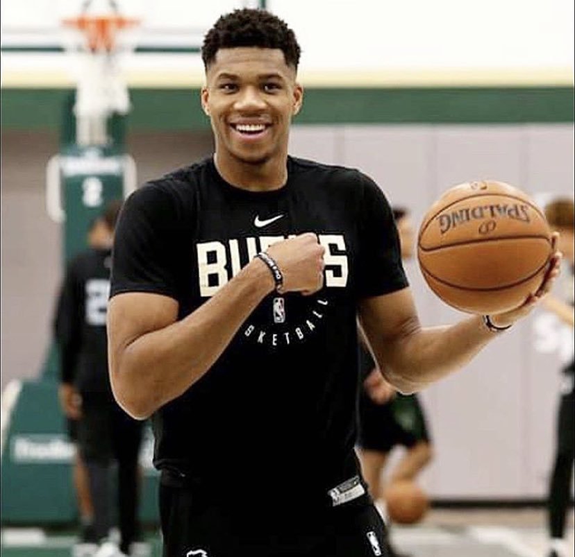 0万欧元 0万欧元